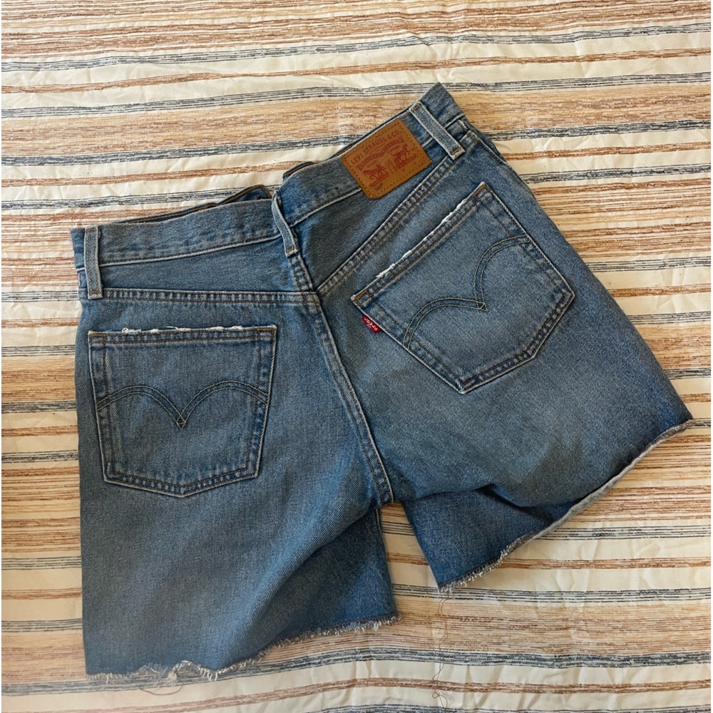 Levi 501 high rise mid length shorts with button closure